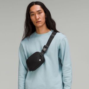 Black Lululemon Everywhere Belt Bag NWT